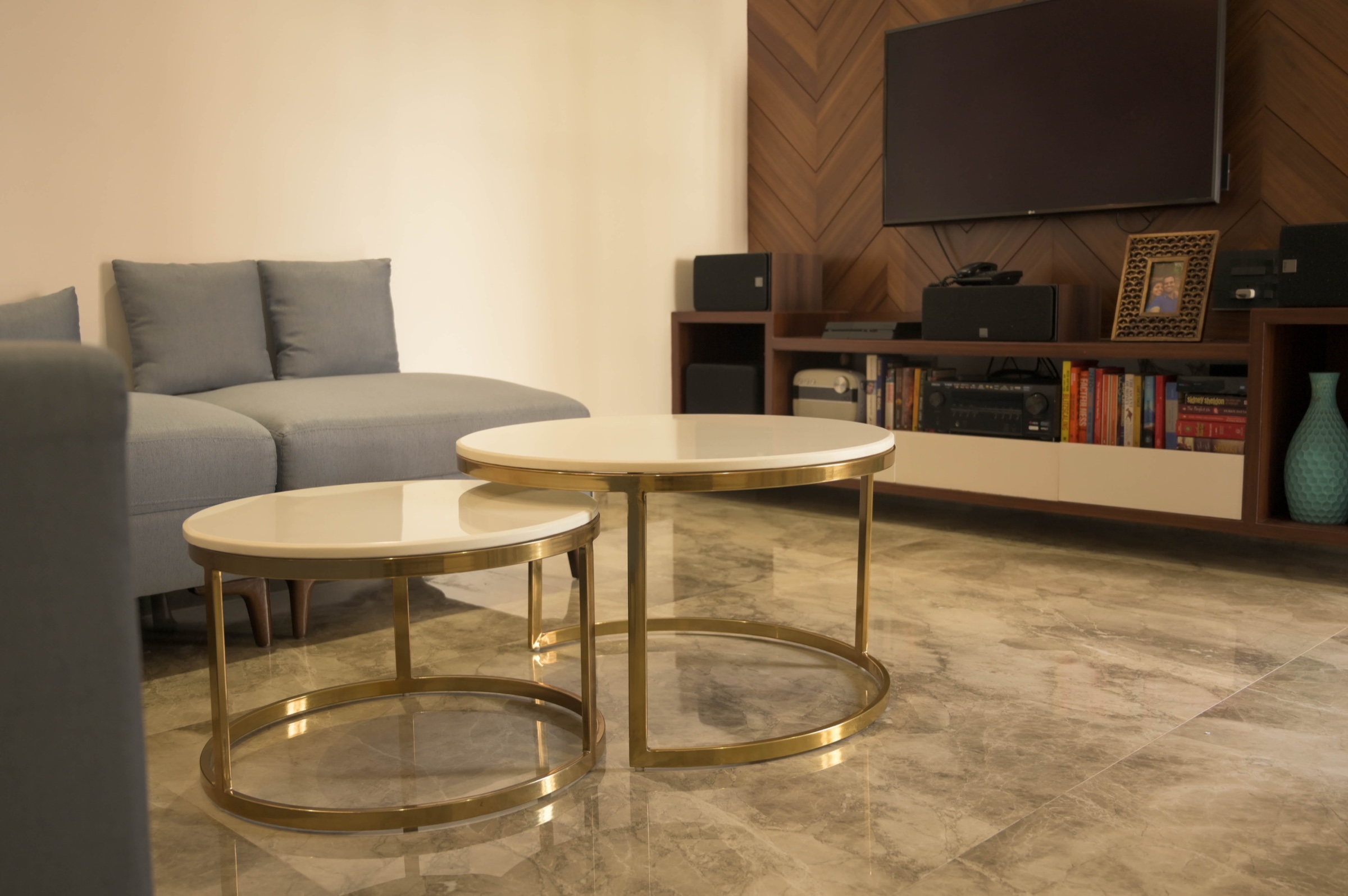 Veneer Adobe
